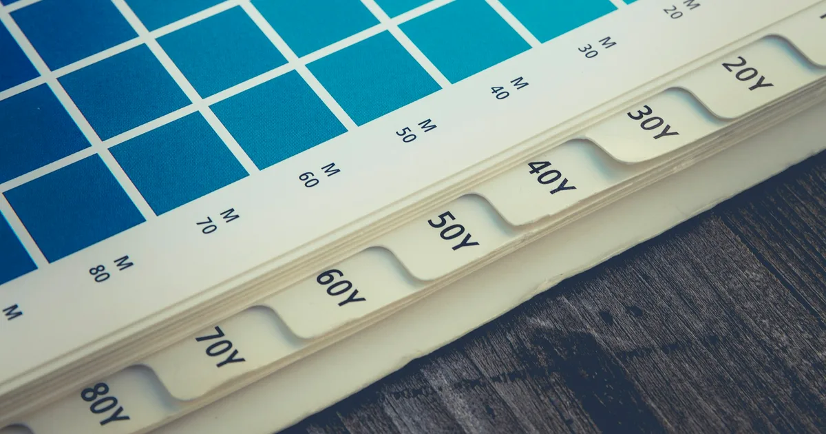 Spectrophotometer reading values from a color calibration chart for print color management